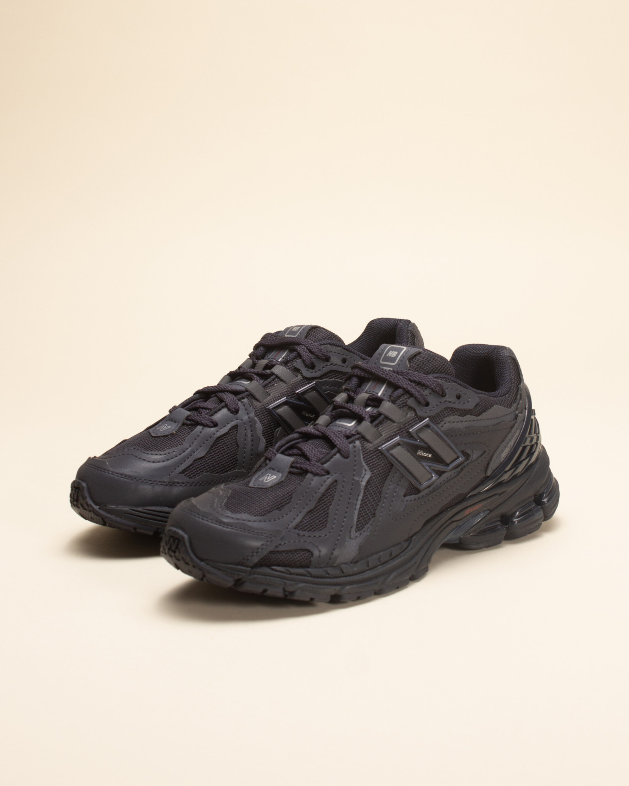 New Balance 1906 - Eclipse/Silver Metallic/Crimson