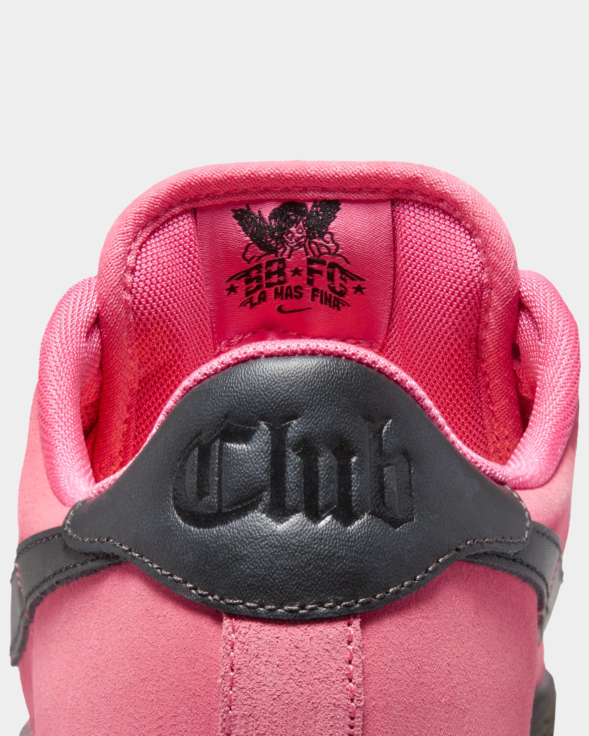 Nike SB Zoom Tennis Classic Hyper Pink/Black
