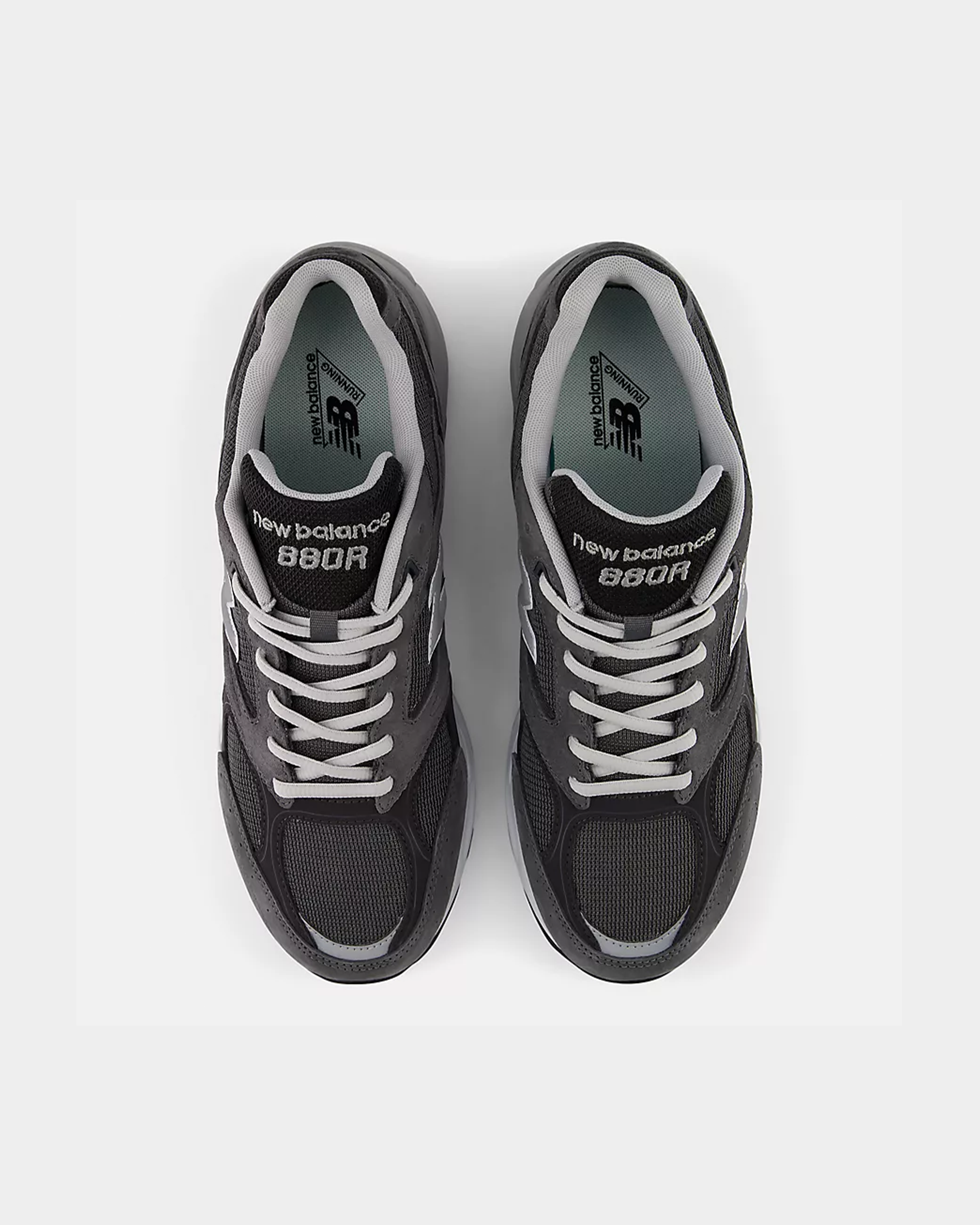New Balance 880 Castlerock / Black Cement