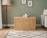 Van hal tot slaapkamer: 10 creatieve manieren om een hoge opbergmand te stylen