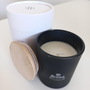 Brand geurkaars in zwart glas