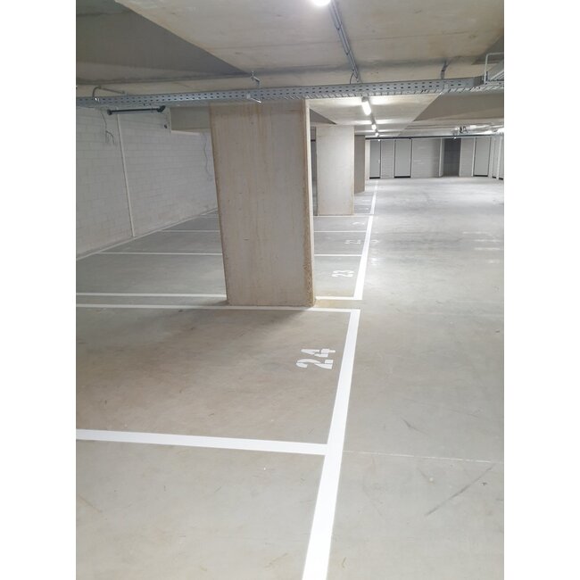 Traffictotaal Markering parkeerplaats belijning (met vaknummer)