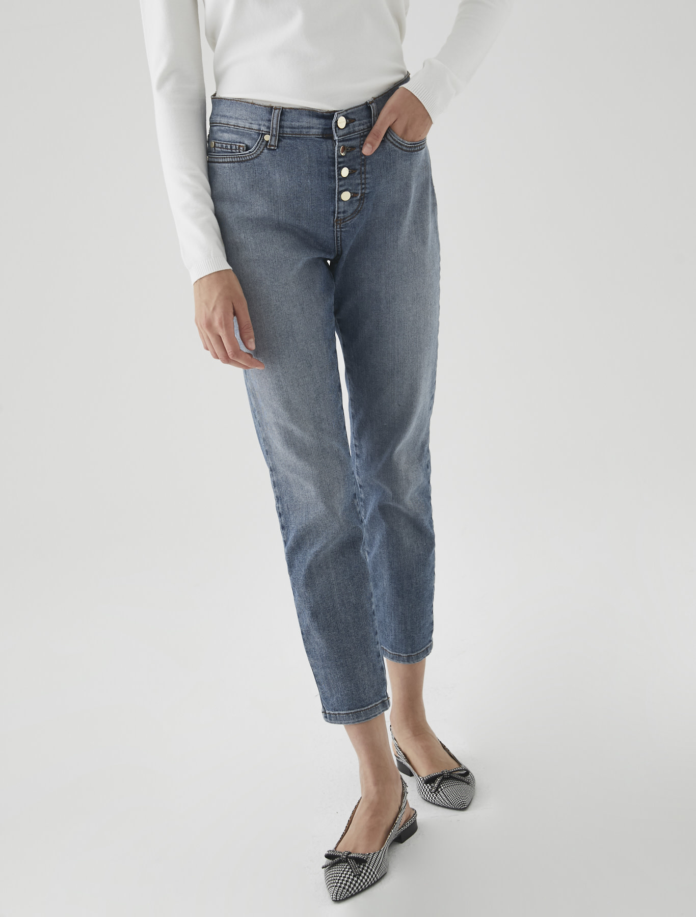 Larice Carrot Leg jean - pavilionfashion.com