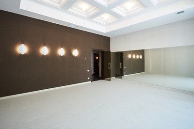 Auditieruimte verft vloer van linoleum