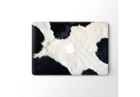 Lunso MacBook Pro 16 inch (2019) vinyl sticker - Cow