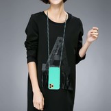 Backcover hoes Cyaan met koord voor de iPhone 12 en iPhone 12 Pro