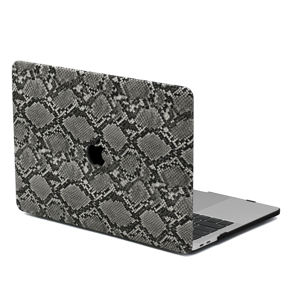 MacBook Pro 16 inch (2019) Leren cover beschermhoes Snake Pattern Grey