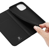 iPhone 13 Mini Slim Bookcase hoes Zwart