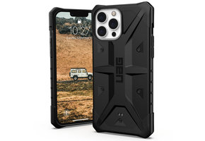 UAG - Pathfinder backcover hoes - iPhone 13 Pro - Zwart + Lunso Tempered Glass