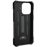 iPhone 13 Pro Pathfinder backcover hoes Zilver