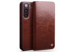 Qialino - Samsung Galaxy S23 - Leren bookcase hoes - Bruin