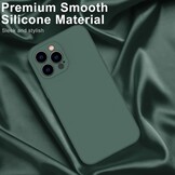 iPhone 15 Pro Max Hoesje Flexibel silicone Backcover - Donkergroen + Gratis beschermglas