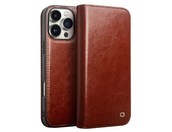 Qialino iPhone 16 Pro  hoesje - Leren bookcase - Bruin