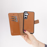 Samsung Galaxy S25 leren afneembare 2-in-1 bookcase telefoonhoes - Cognac