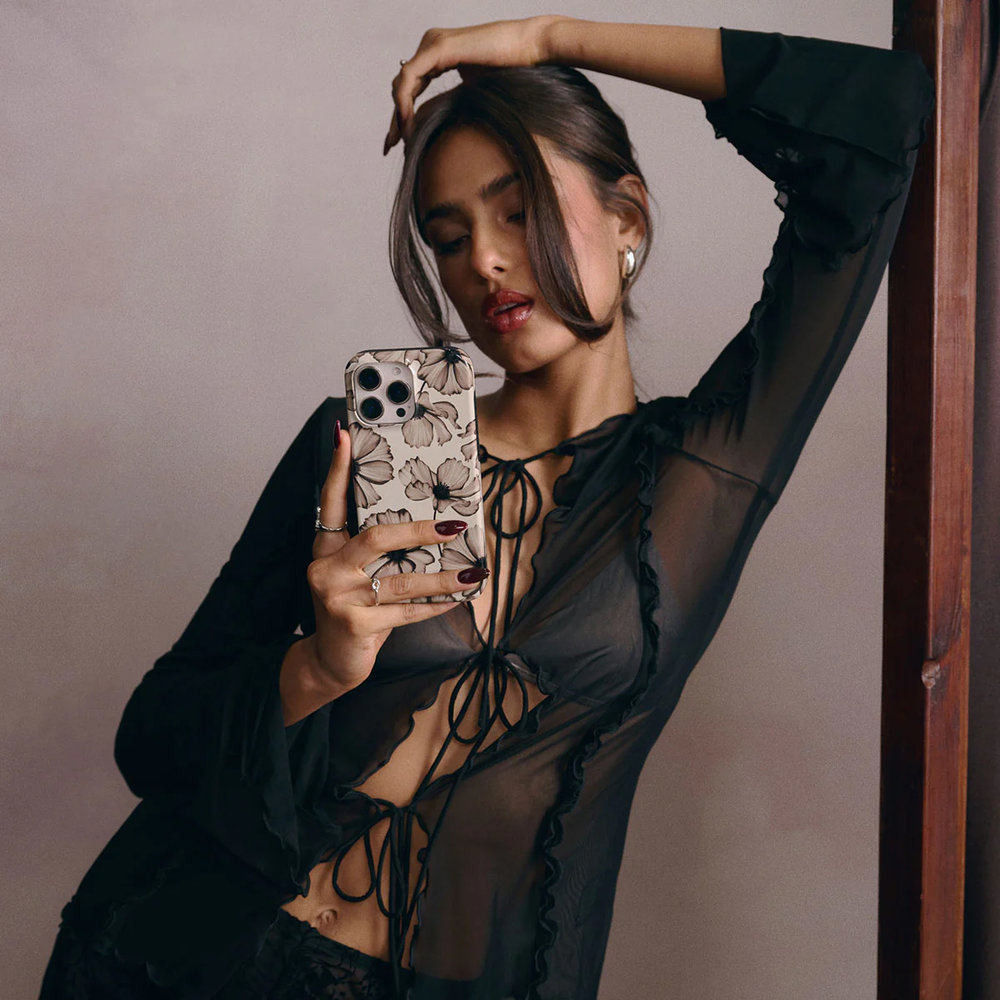 iPhone 17e / iPhone 16e Tough Backcover hoesje met Magsafe - Barely Yours