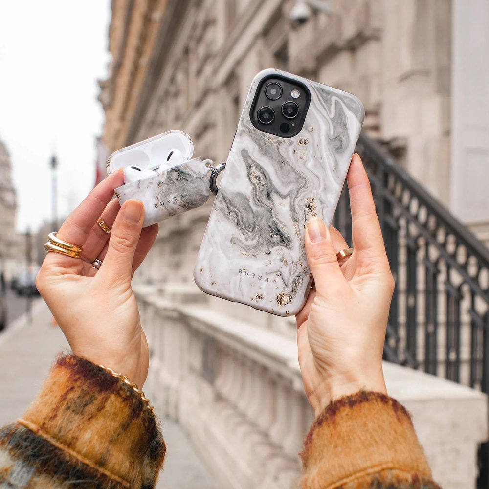 iPhone 17e / iPhone 16e Tough Backcover hoesje met Magsafe - Snowstorm