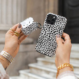 iPhone 17e / iPhone 16e Tough Backcover hoesje met Magsafe - Almond Latte