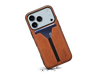 Denior iPhone 17 Pro hoesje - Backcover met kaarthouder - Bruin