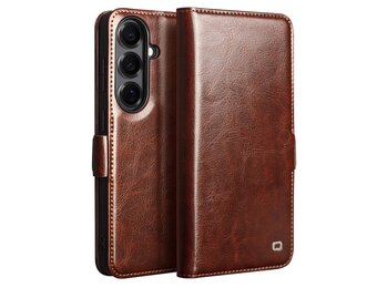 Qialino Samsung Galaxy S26 hoesje - Leren bookcase - Magnetische sluiting - Donkerbruin