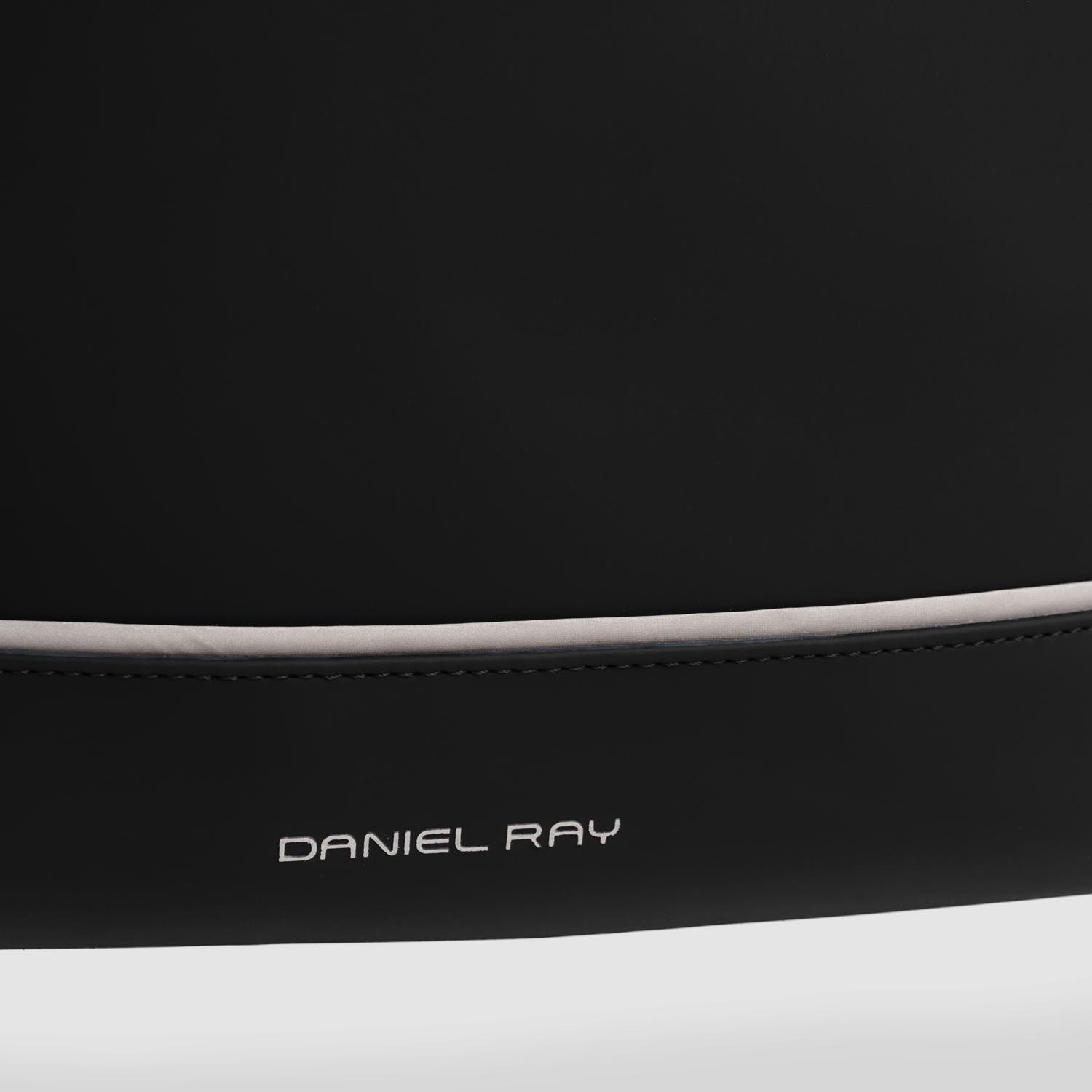 Highlands Rolltop Rugtas/Laptoptas - 15.6 inch Business Tas - Kunstleer - Verstelbare Schouderband - Zwart