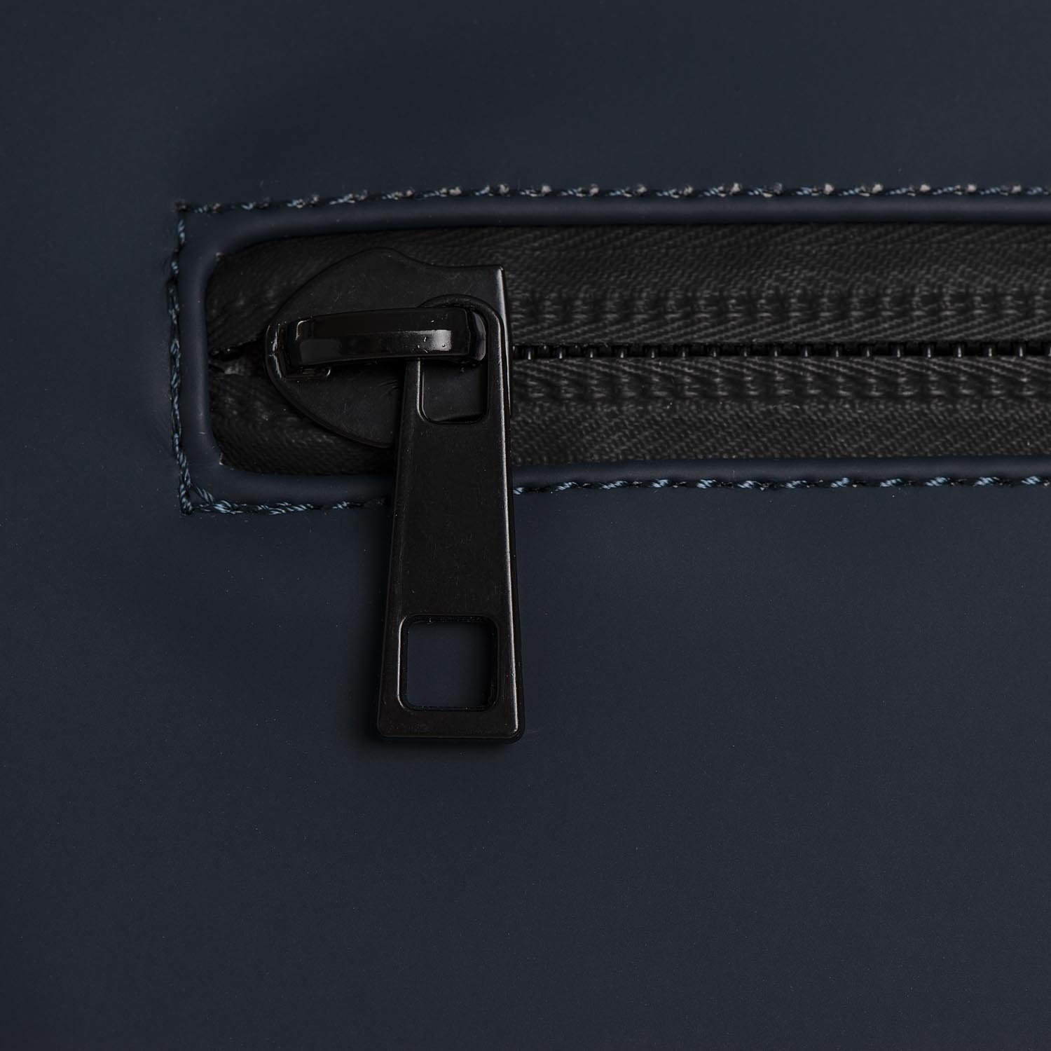 Highlands Rolltop Rugtas/Laptoptas - 15.6 inch Business Tas - Kunstleer - Verstelbare Schouderband - Navy