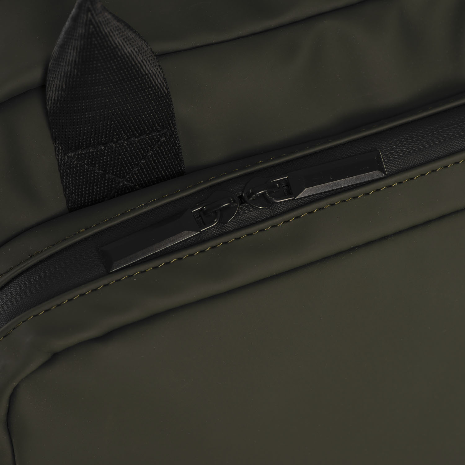 Spokane Laptoptas - Geschikt voor laptops tot 15 inch - Compact Design - Kunstleer - Mosgroen