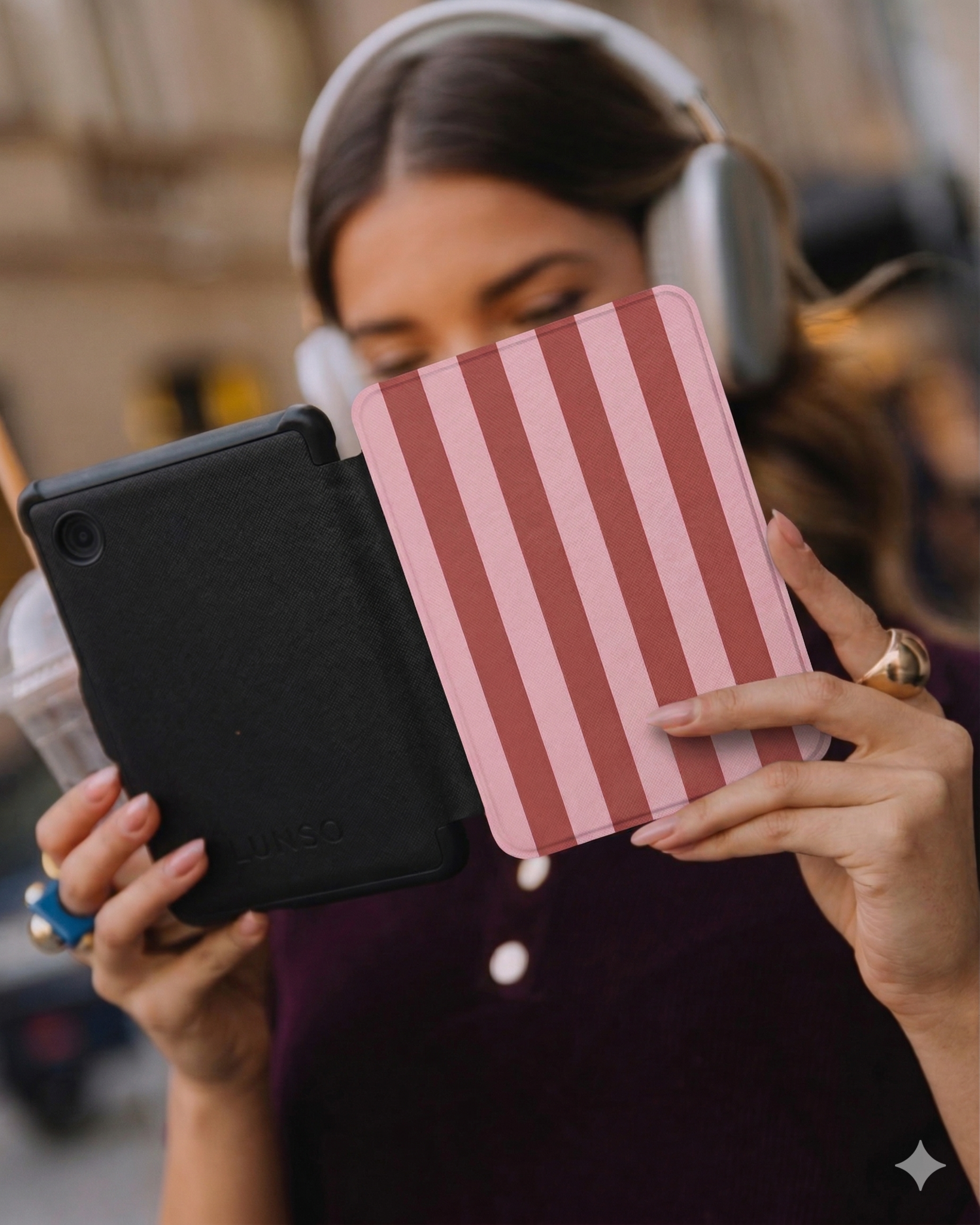 Kobo Clara BW / Clara Colour Hoesje - Vegan Saffiano Leren Sleep Cover - Met Handband en Auto Wake/Sleep - Candy Floss