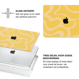 MacBook Pro 16 inch (2021-2026) cover hoes - Yellow Wave