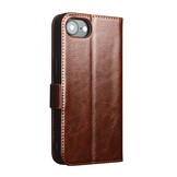 iPhone 17e / iPhone 16e luxe echt leren bookcase hoesje - Magnetische sluiting - Bruin