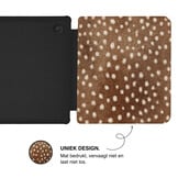 Kobo Libra Colour Hoesje - Vegan Saffiano Leren Sleep Cover - Met Handband en Auto Wake/Sleep - Oh Deer!