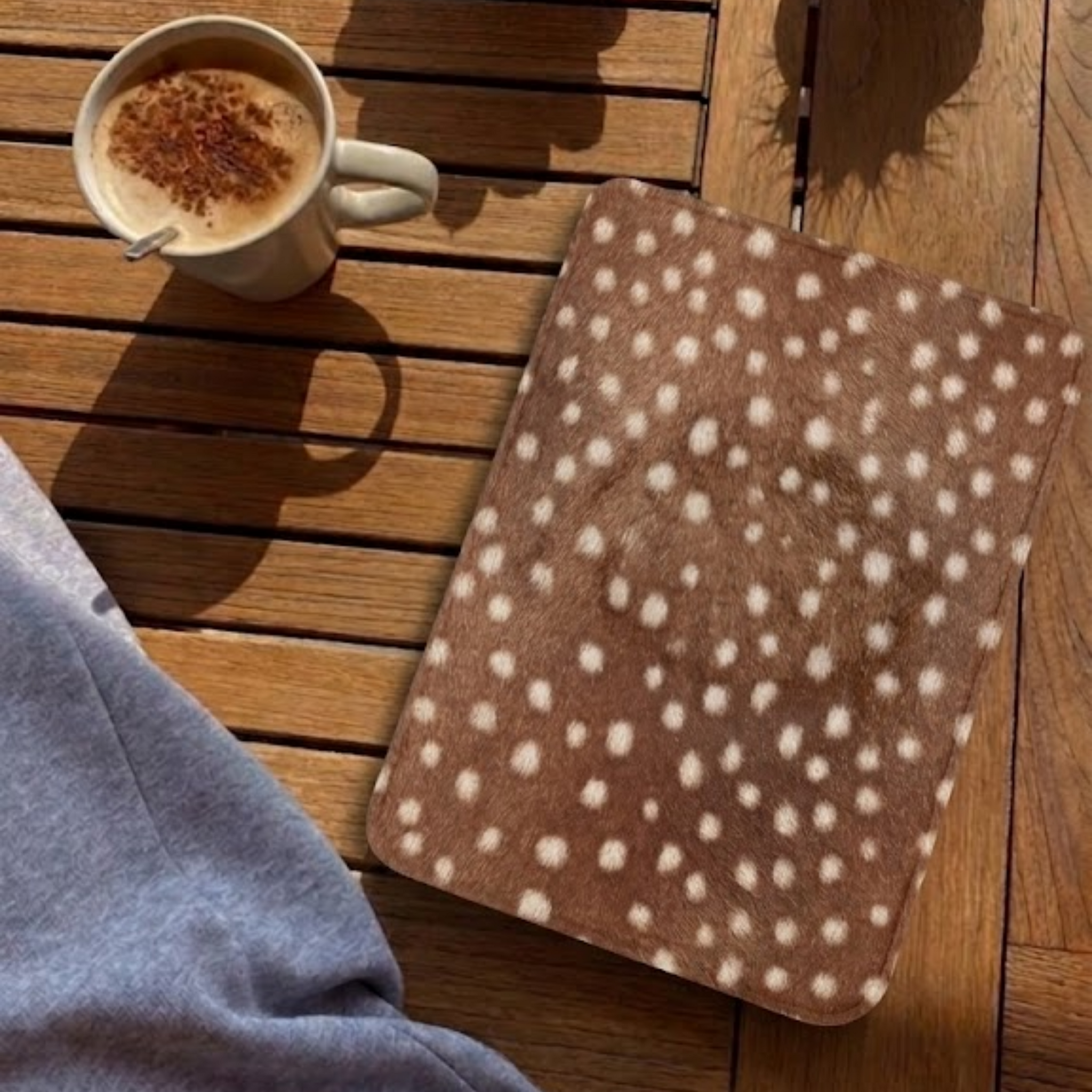 Kobo Libra Colour Hoesje - Vegan Saffiano Leren Sleep Cover - Met Handband en Auto Wake/Sleep - Oh Deer!