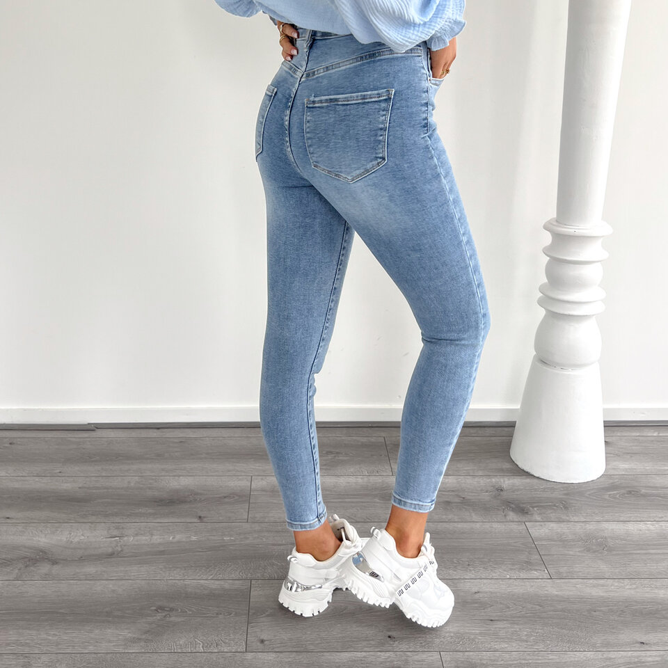 Amber Jeans Blauw