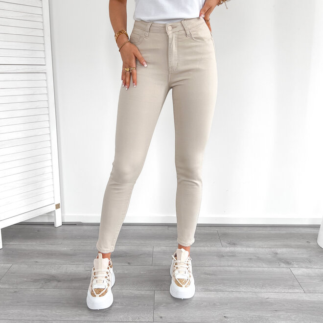 Lisanne Broek Beige