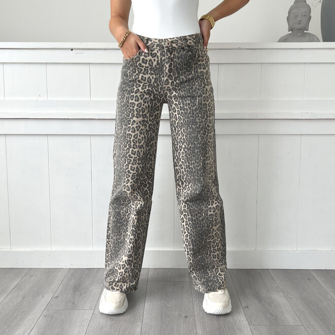 Leopard Dad Fit Jeans Bruin