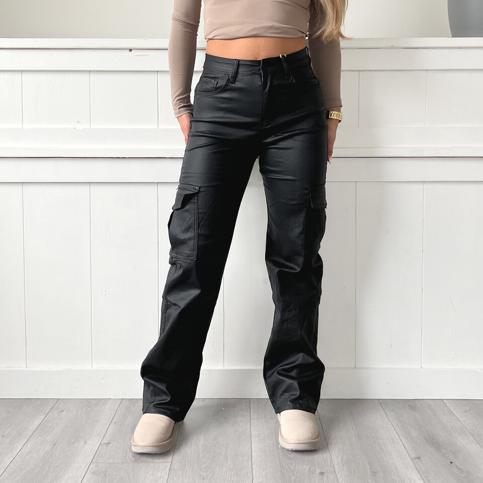 Coated Cargo Broek Zwart