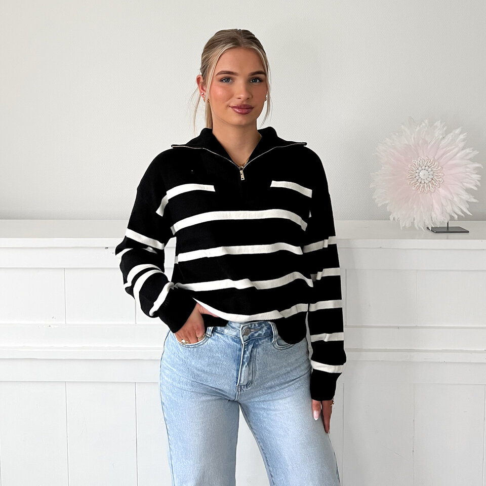 Marieke Strepen Trui Zwart