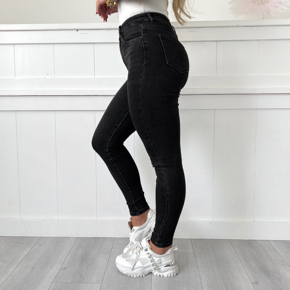Nikki Skinny Jeans Zwart