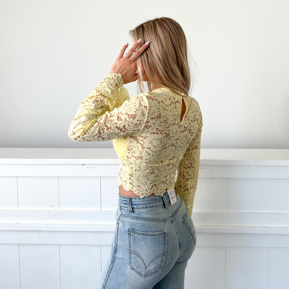 Kirsten Lace Top Geel
