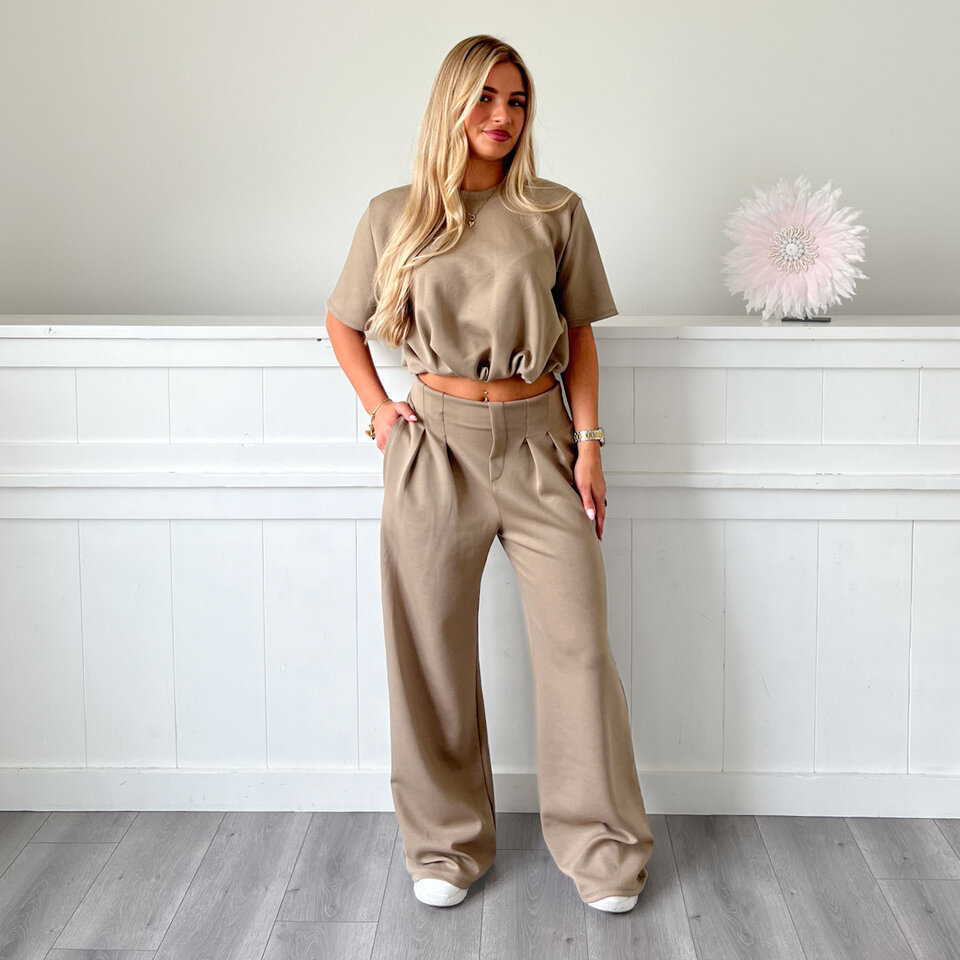 Danique Set Zand (tall)