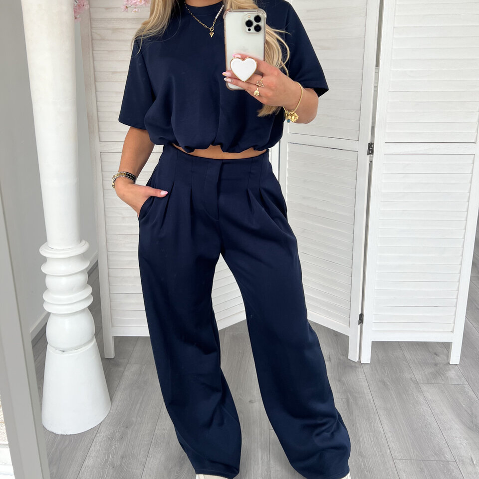 Danique Set Navy (tall)