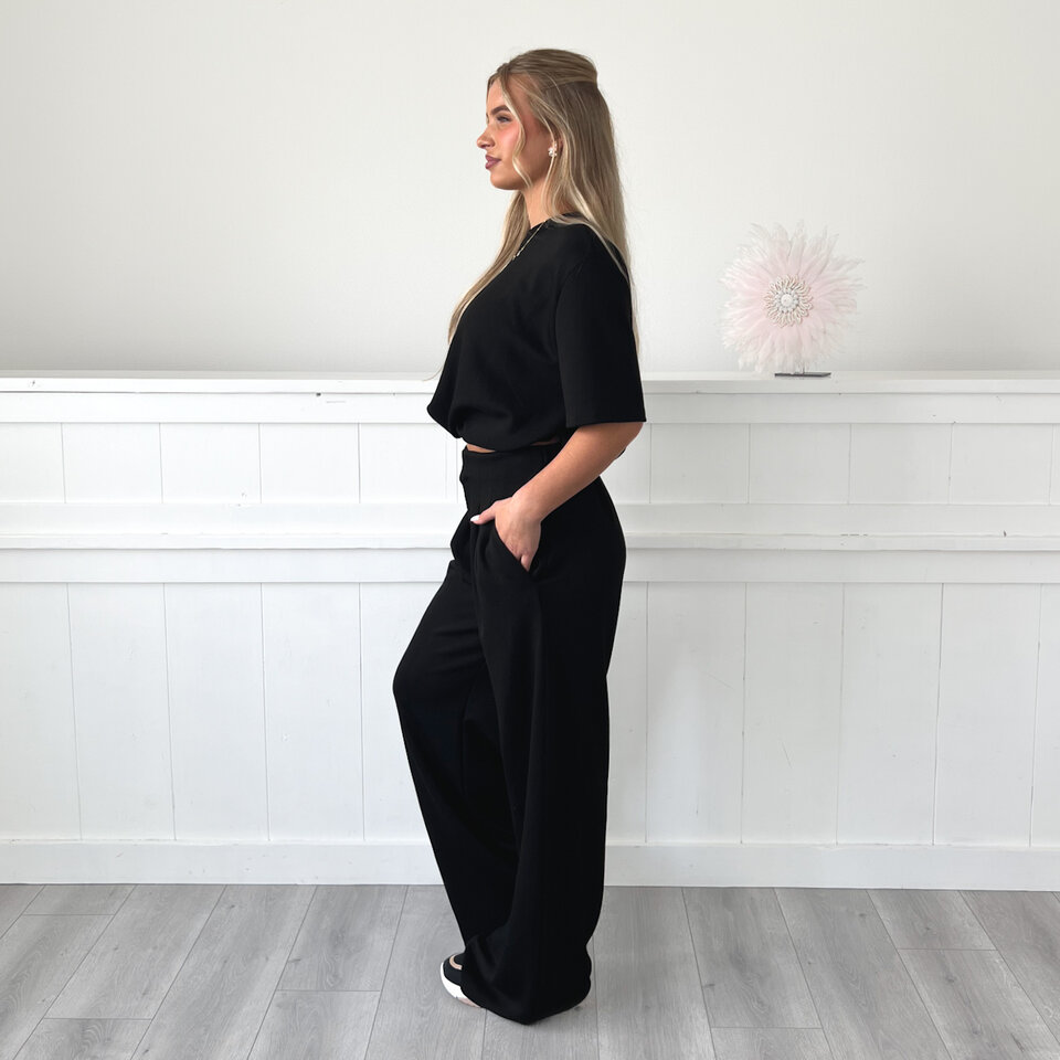 Danique Set Zwart (tall)