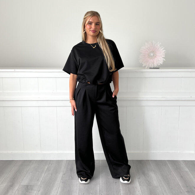 Danique Set Zwart (regular)