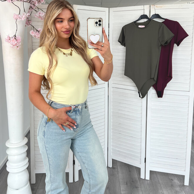 T-Shirt Body Geel