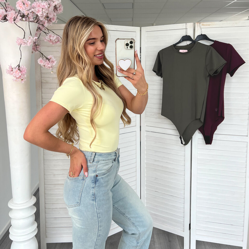 T-Shirt Body Geel