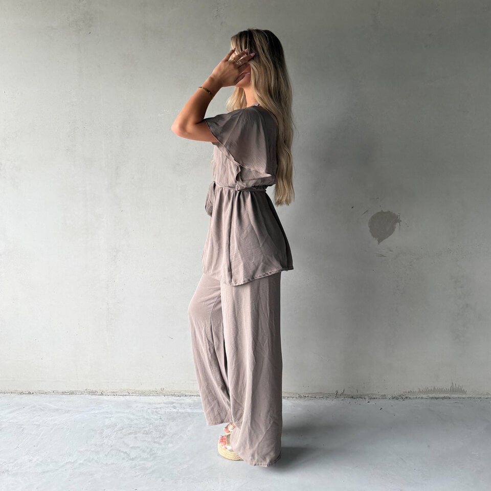 Jessica Set Taupe