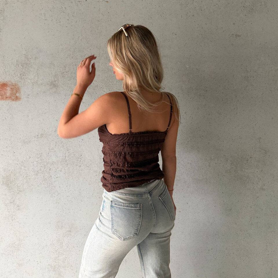 Emy Topje Bruin