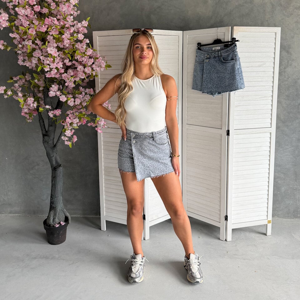 LAULIA Leopard Skort Grijs