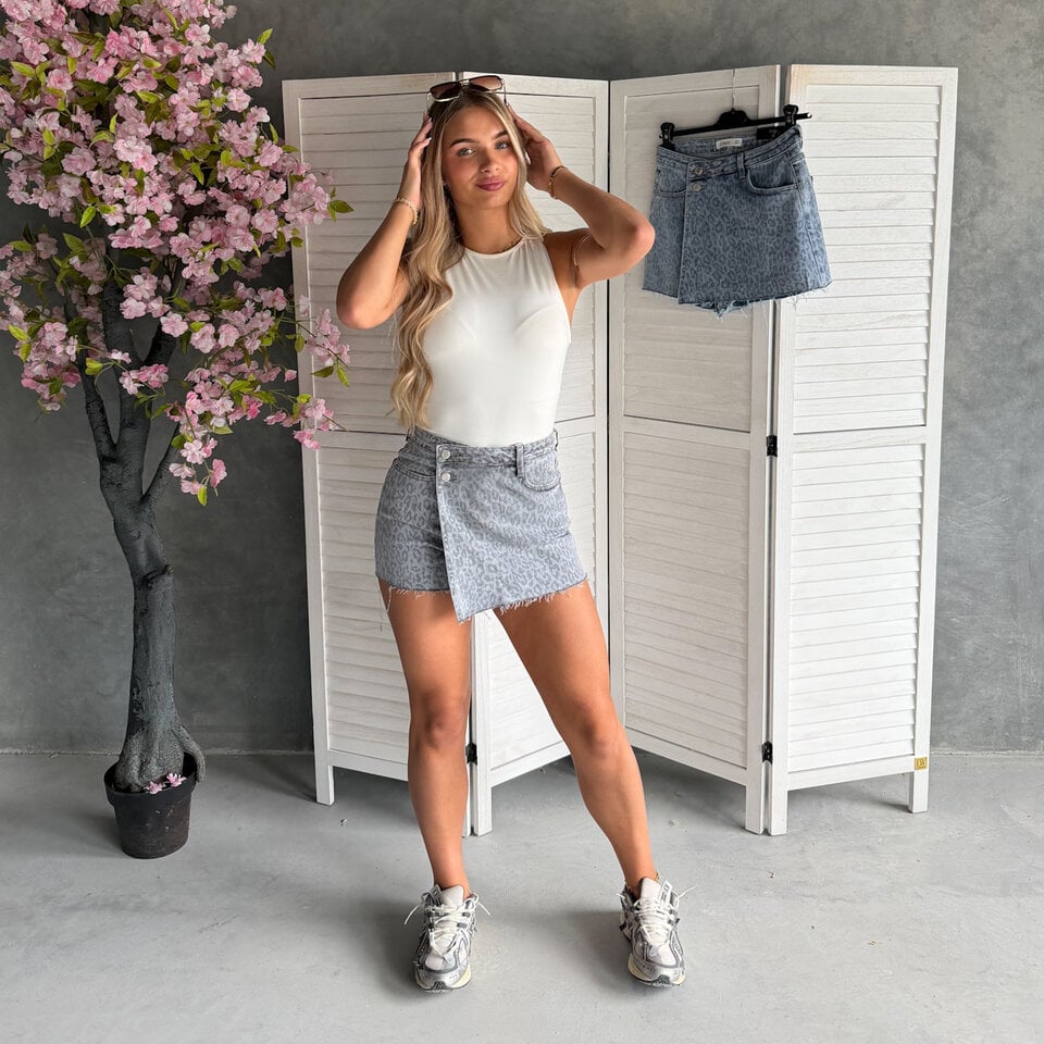 LAULIA Leopard Skort Grijs