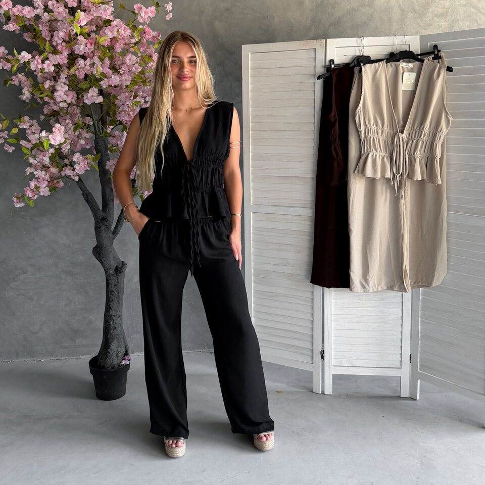Julia Set Zwart