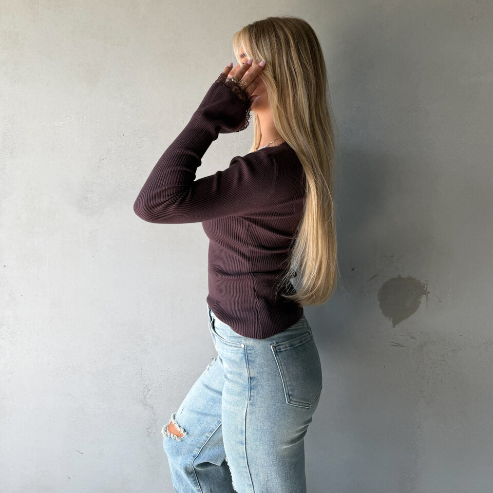Stephanie Lace Top Bruin